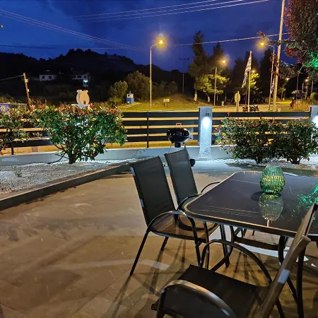 Mare Monte Luxury 4 Apartment Nea Skioni