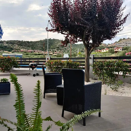 Mare Monte Luxury 4 Apartment Kassandria