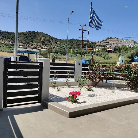 Mare Monte Luxury 4 Kassandria